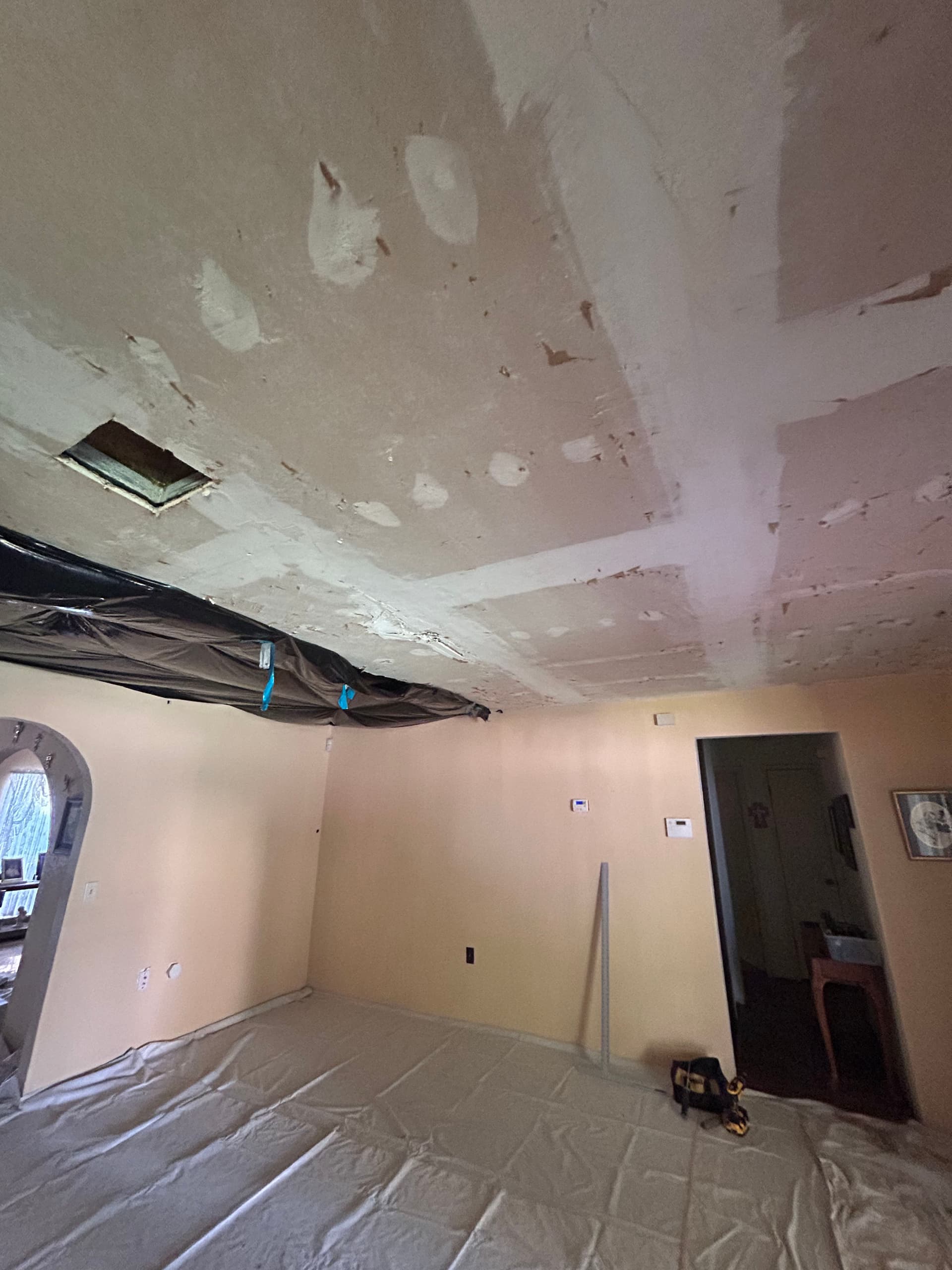 Gallery photos for Ceiling Drywall Repair Done Right in San Antonio: Image #2